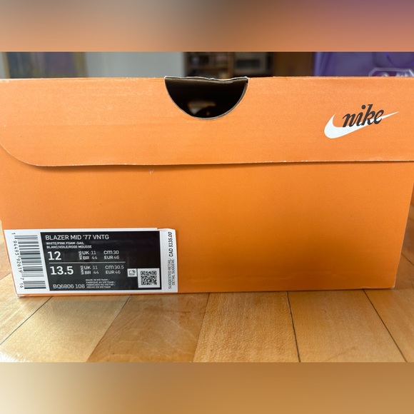 Nike Men’s size 12 Blazer Mid 77 White and pink - Picture 3 of 5